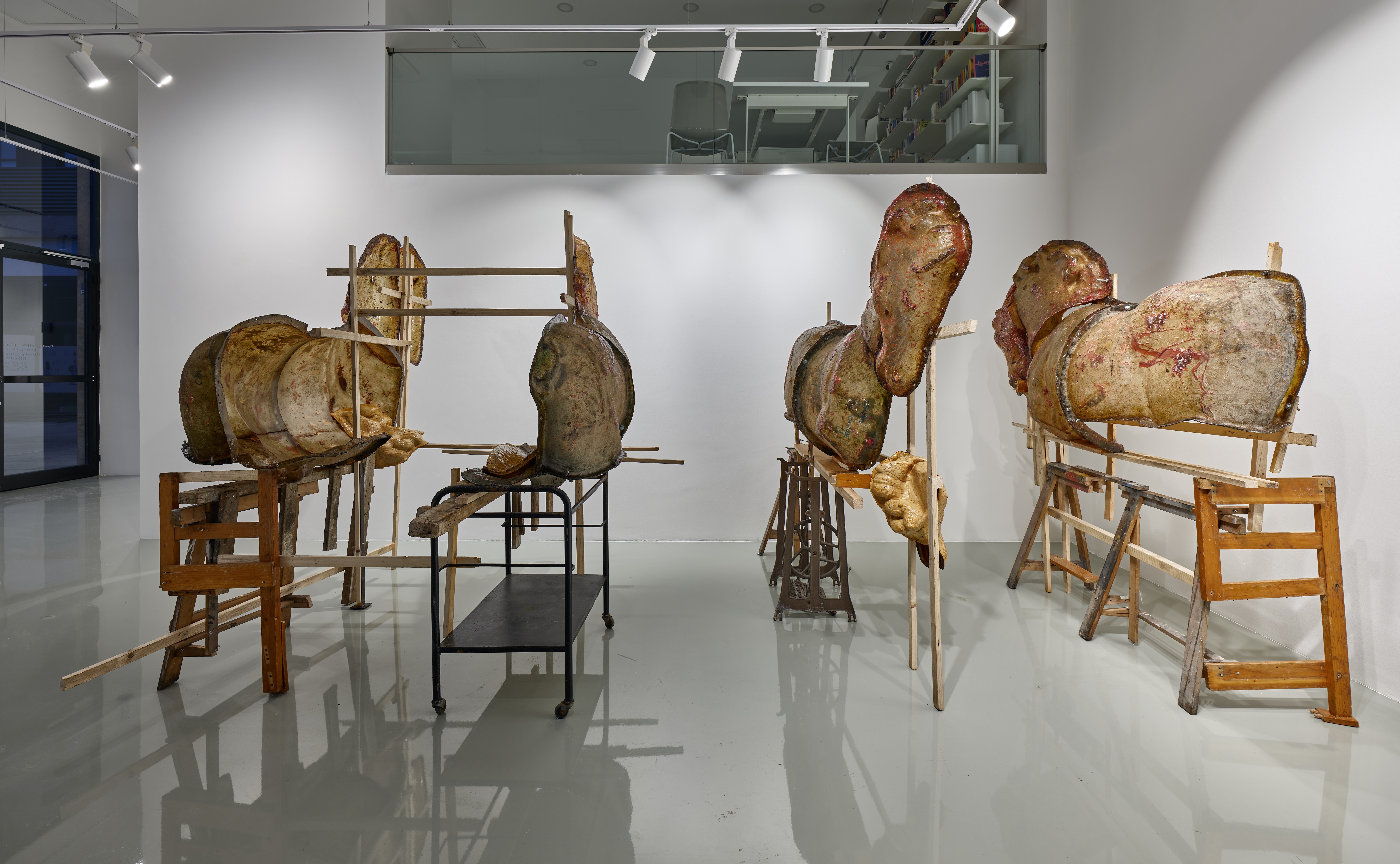 Guido Casaretto’nun “Başıboşlar, Gergedanlar ve Yanlış Anlamalar Hakkında” Adlı Kişisel Sergisi 10 Mayıs’ta YUNT’ta Açıldı Guido Casaretto’nun “Başıboşlar, Gergedanlar ve Yanlış Anlamalar Hakkında” Adlı Kişisel Sergisi 10 Mayıs’ta YUNT’ta Açıldı